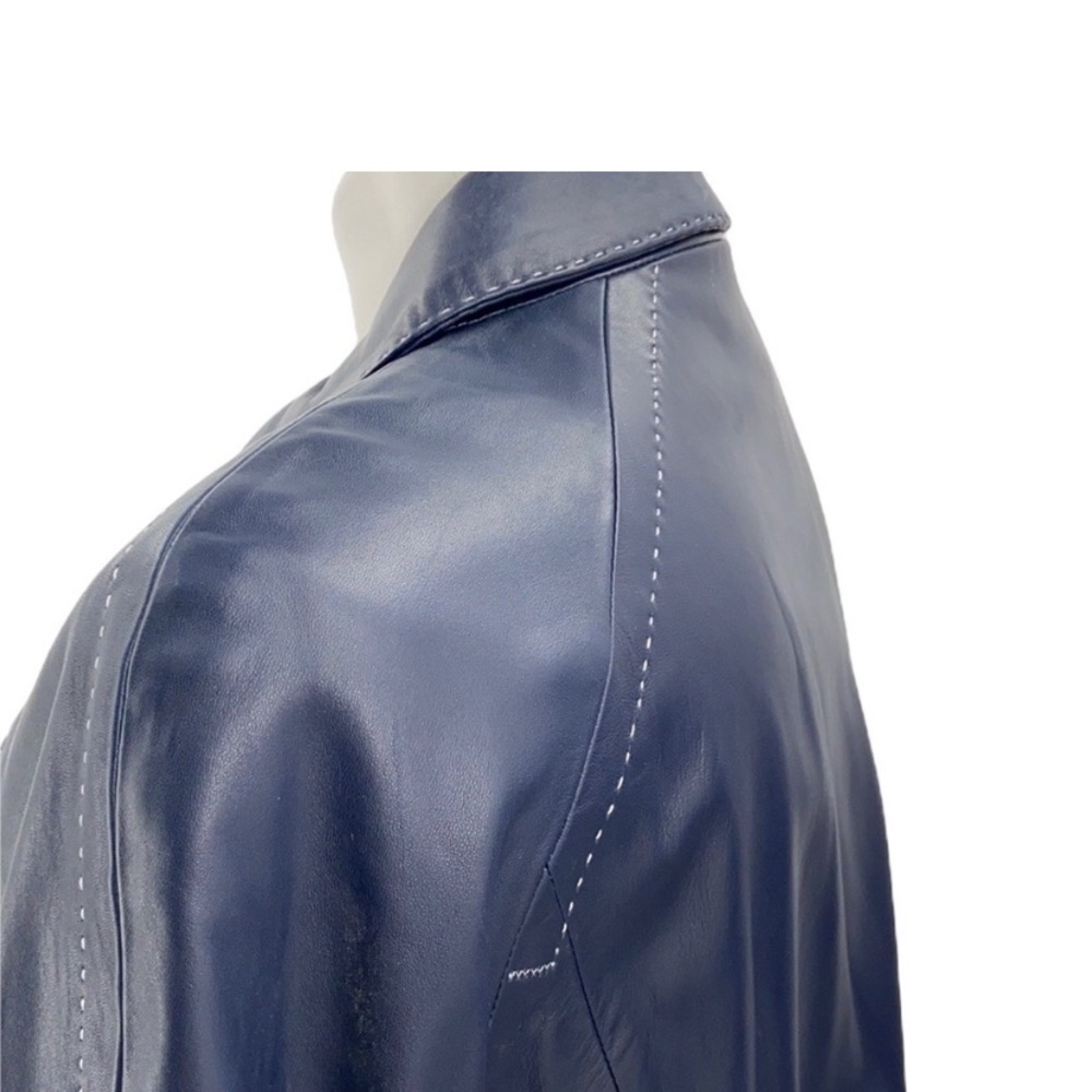 St. John XL blue leather jacket with pockets. Button front - Picture 5 of 11